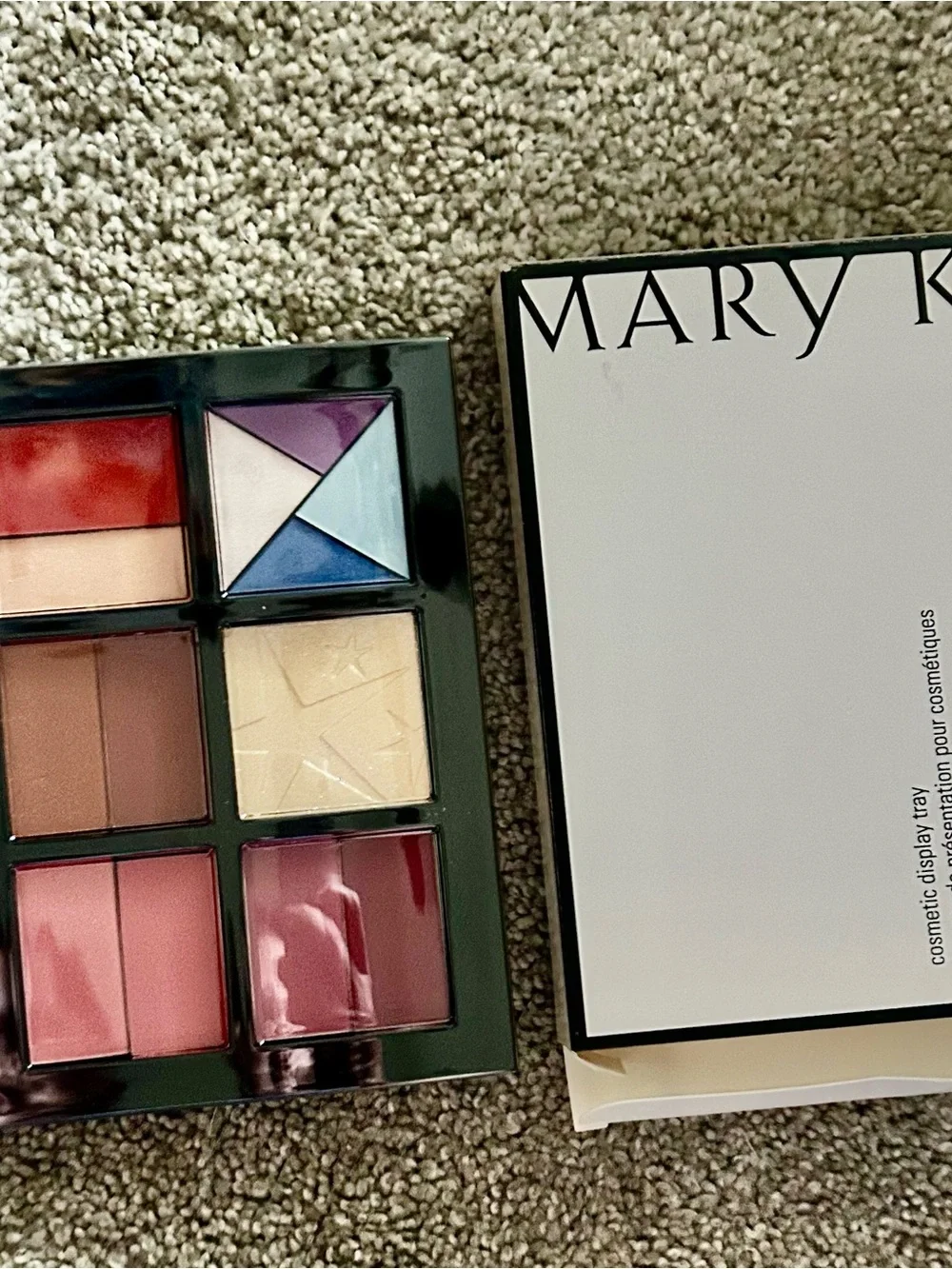 Mary Kay Eyeshadow & Lip Palette — Pink, Purple, Blue, Cream, Red
